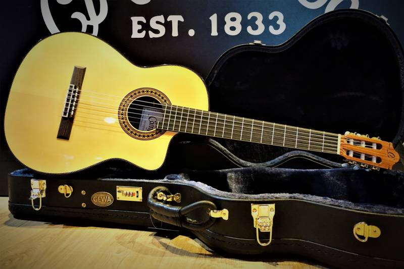 Guitare Flamenca Negra Camps CUT 900 S Pro Blend